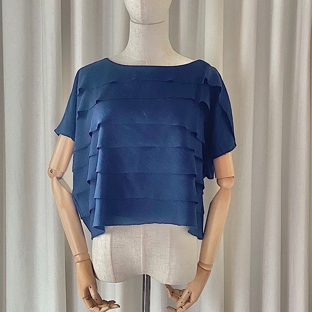 BCBGMAXAZRIA | Navy Blue Tiered Ruffle Top | Small